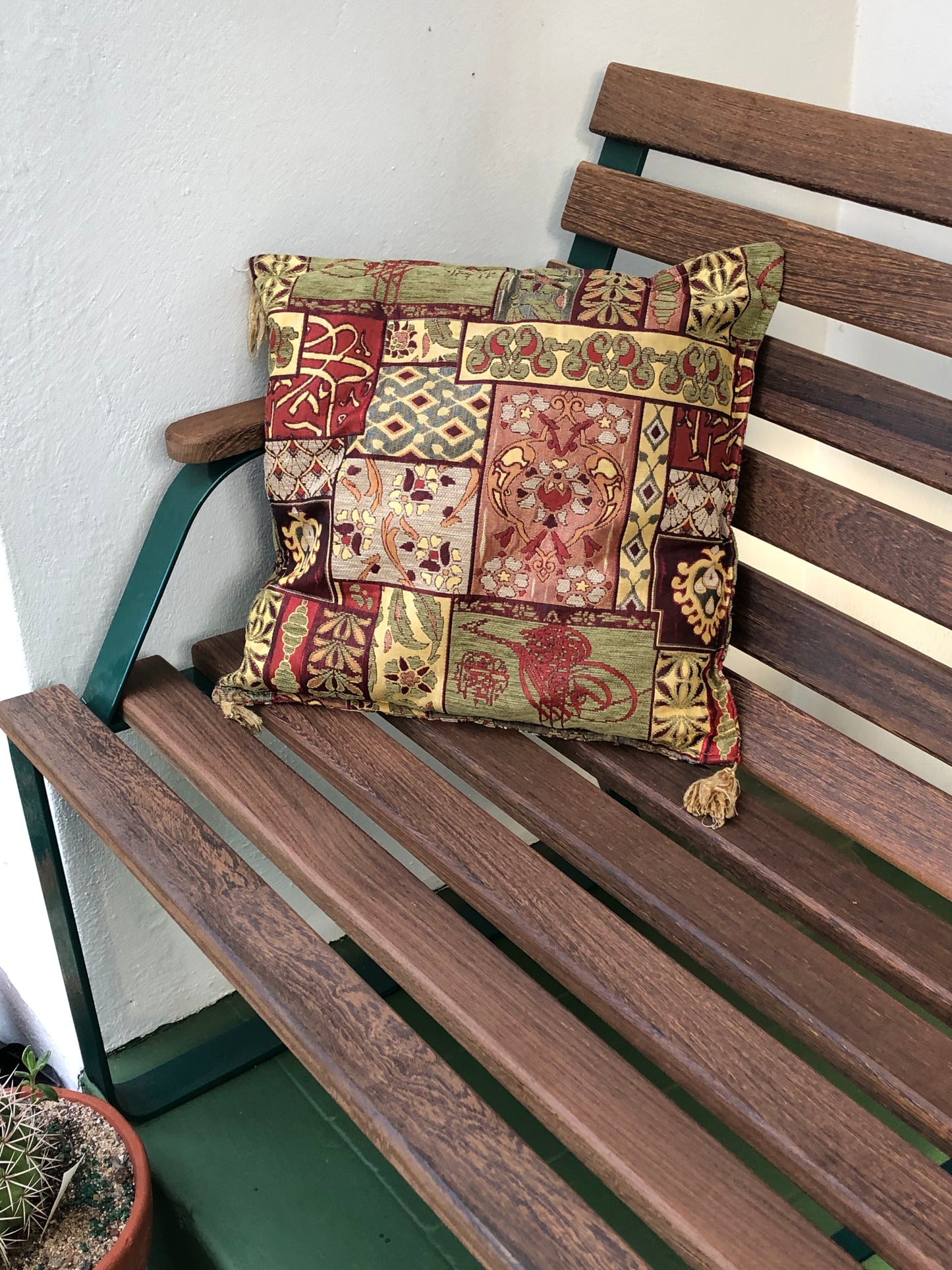 The Origin Bench